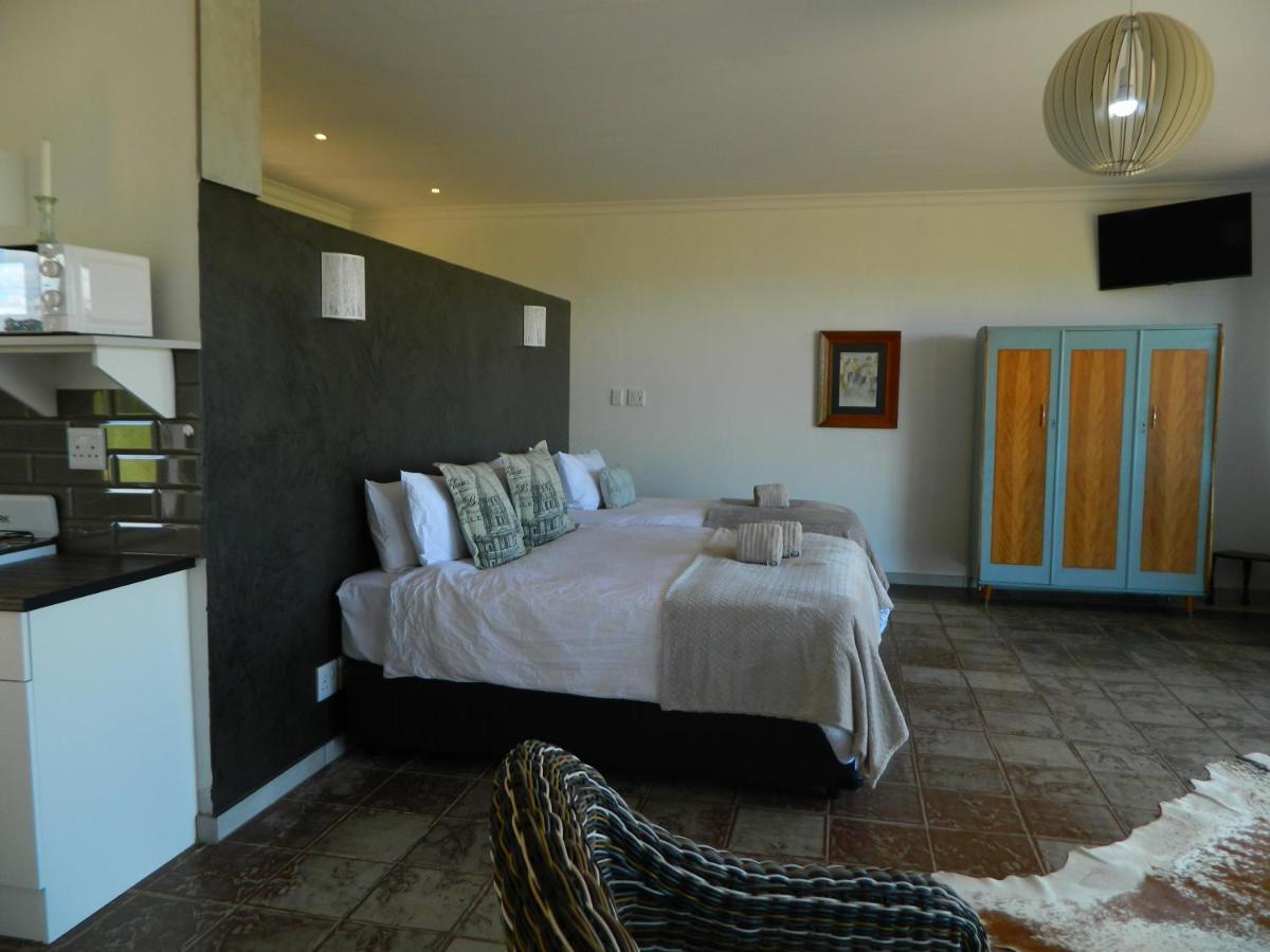 Dewdrop Farm Stay Эрмело Экстерьер фото