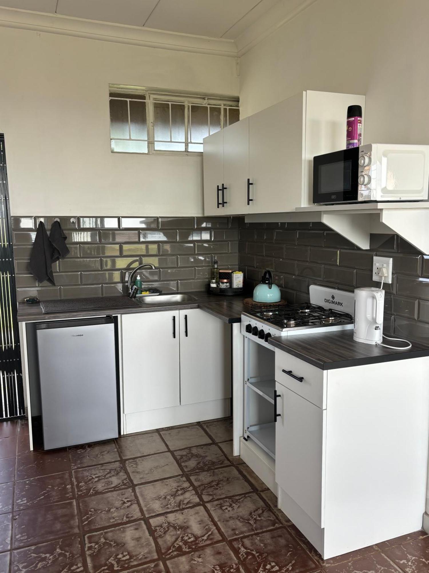 Dewdrop Farm Stay Эрмело Экстерьер фото