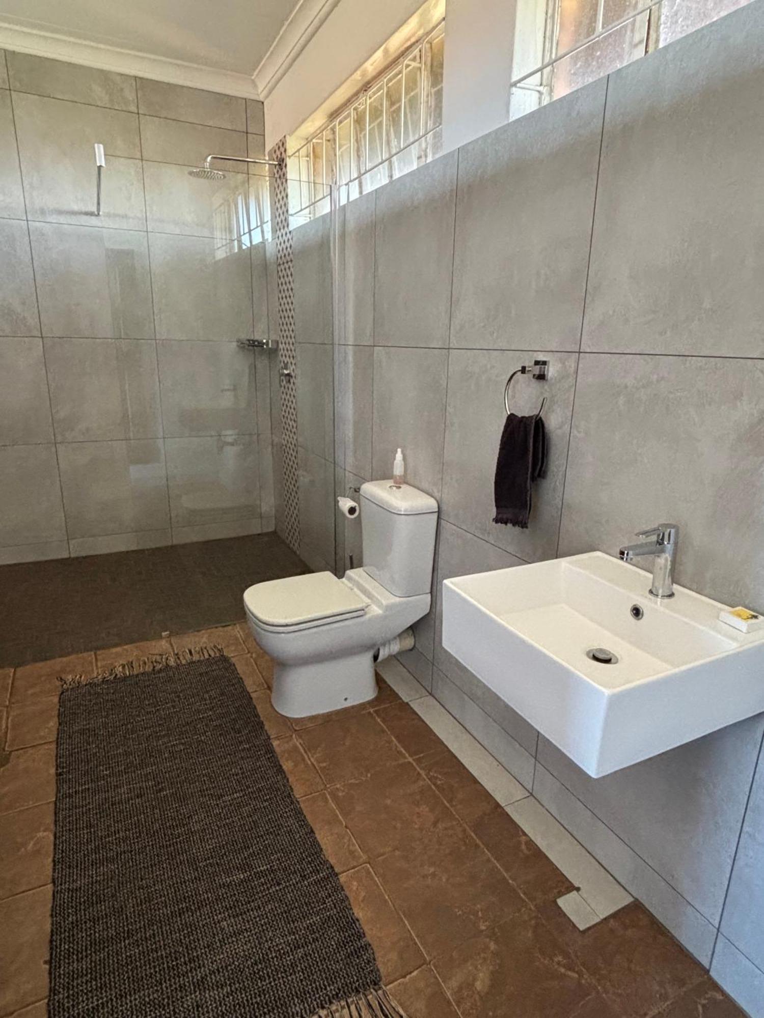 Dewdrop Farm Stay Эрмело Экстерьер фото